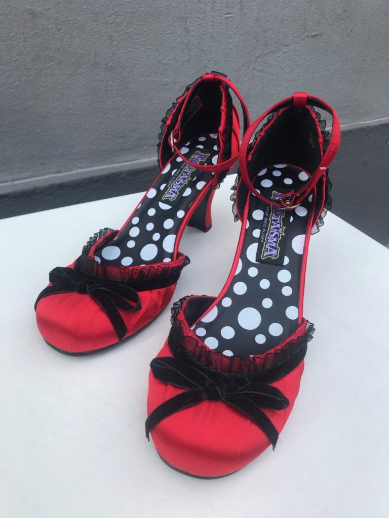 Rode schoenen polka dot en bandjes