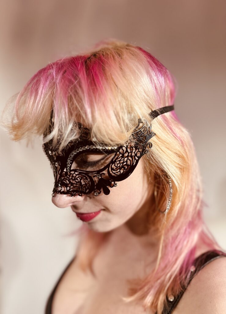 Masker Masquerade - mystique