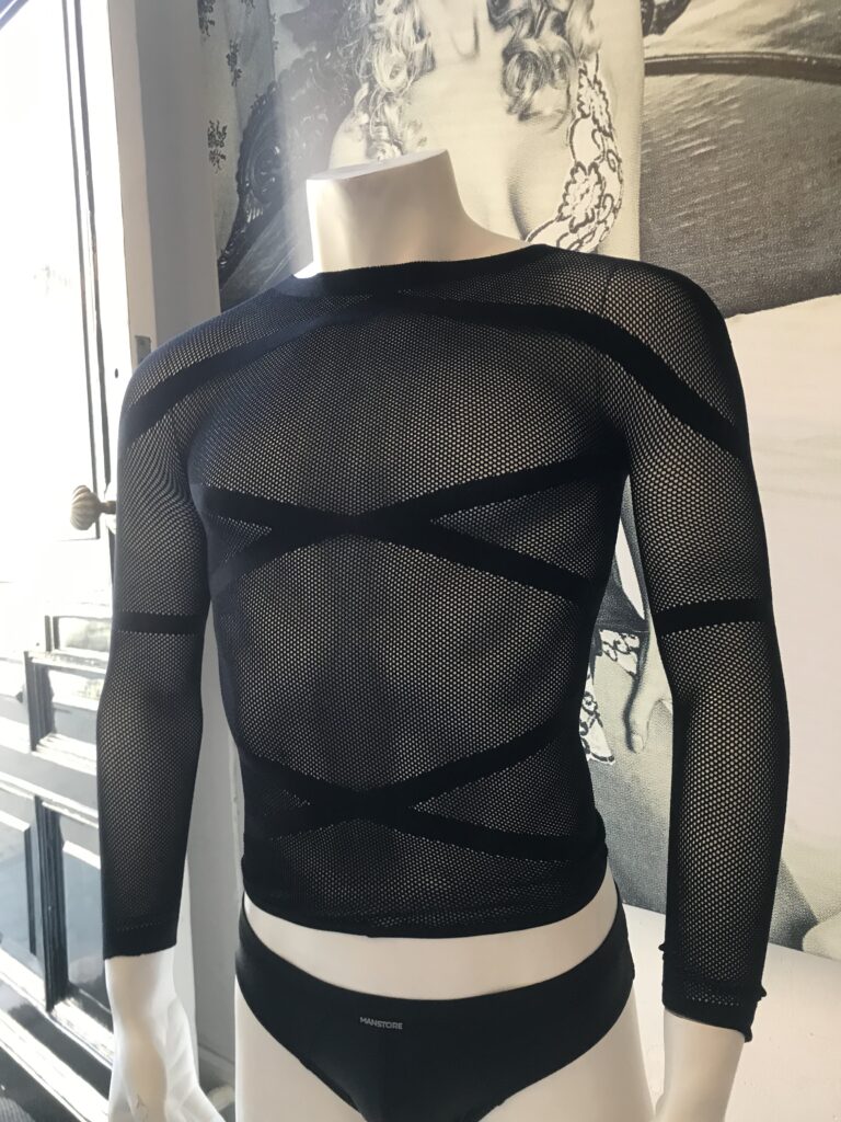 Mesh longsleeve with lines